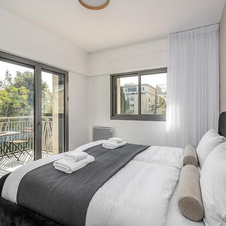 2Bdr W Parking Shirat Haneviim - Mamilla Area Sea-U القدس المظهر الخارجي الصورة