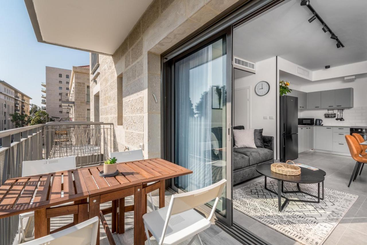 2Bdr W Parking Shirat Haneviim - Mamilla Area Sea-U القدس المظهر الخارجي الصورة