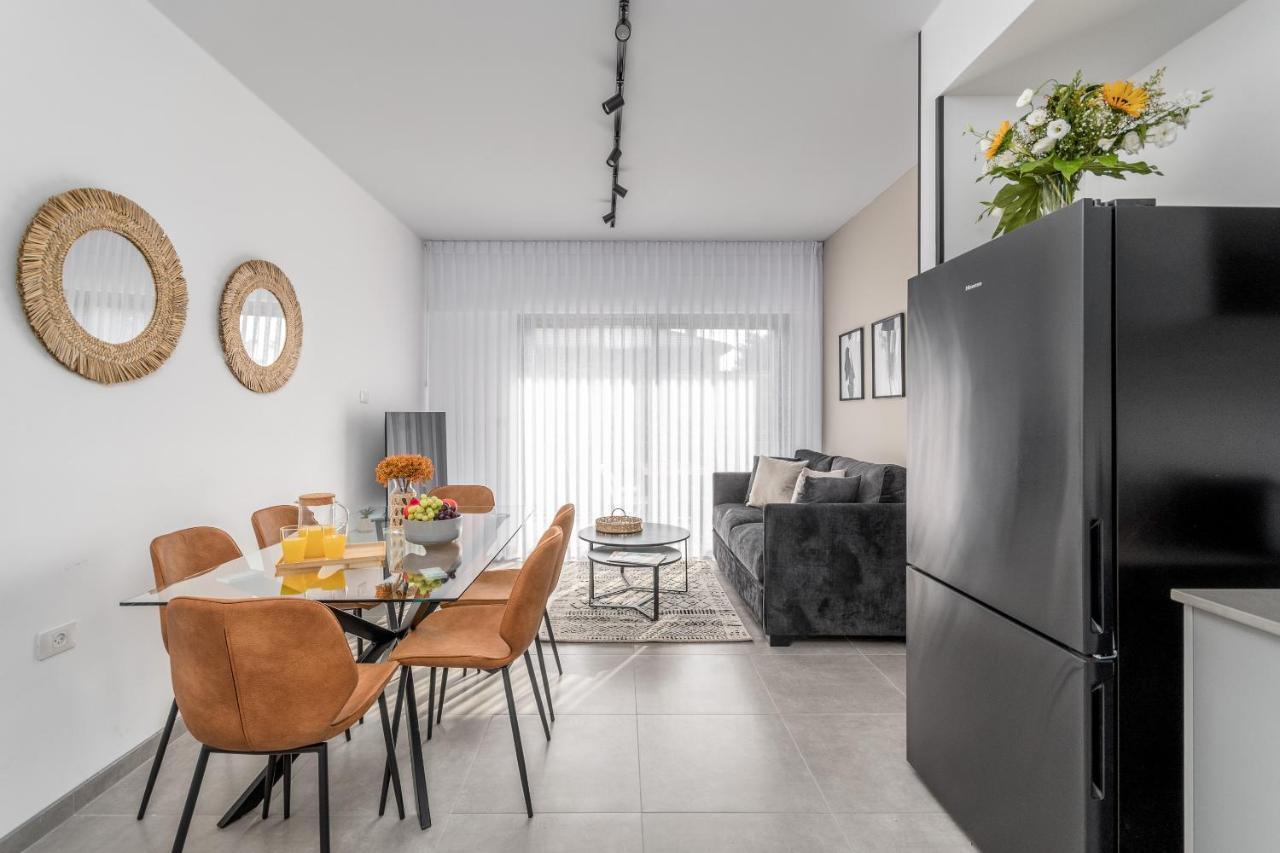 2Bdr W Parking Shirat Haneviim - Mamilla Area Sea-U القدس المظهر الخارجي الصورة