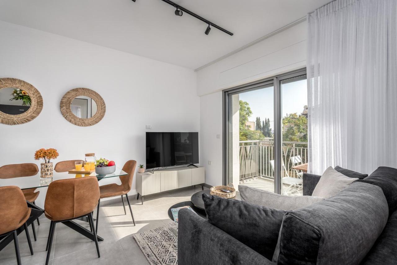 2Bdr W Parking Shirat Haneviim - Mamilla Area Sea-U القدس المظهر الخارجي الصورة