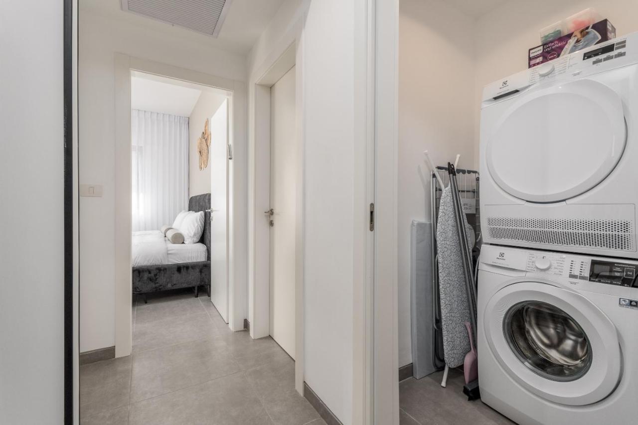2Bdr W Parking Shirat Haneviim - Mamilla Area Sea-U القدس المظهر الخارجي الصورة